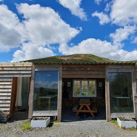 ホテル Calon Y Goedwig Glamping ランダバリー エクステリア 写真