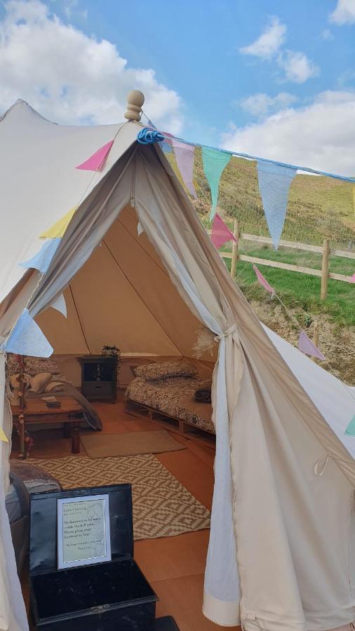 ホテル Calon Y Goedwig Glamping ランダバリー エクステリア 写真