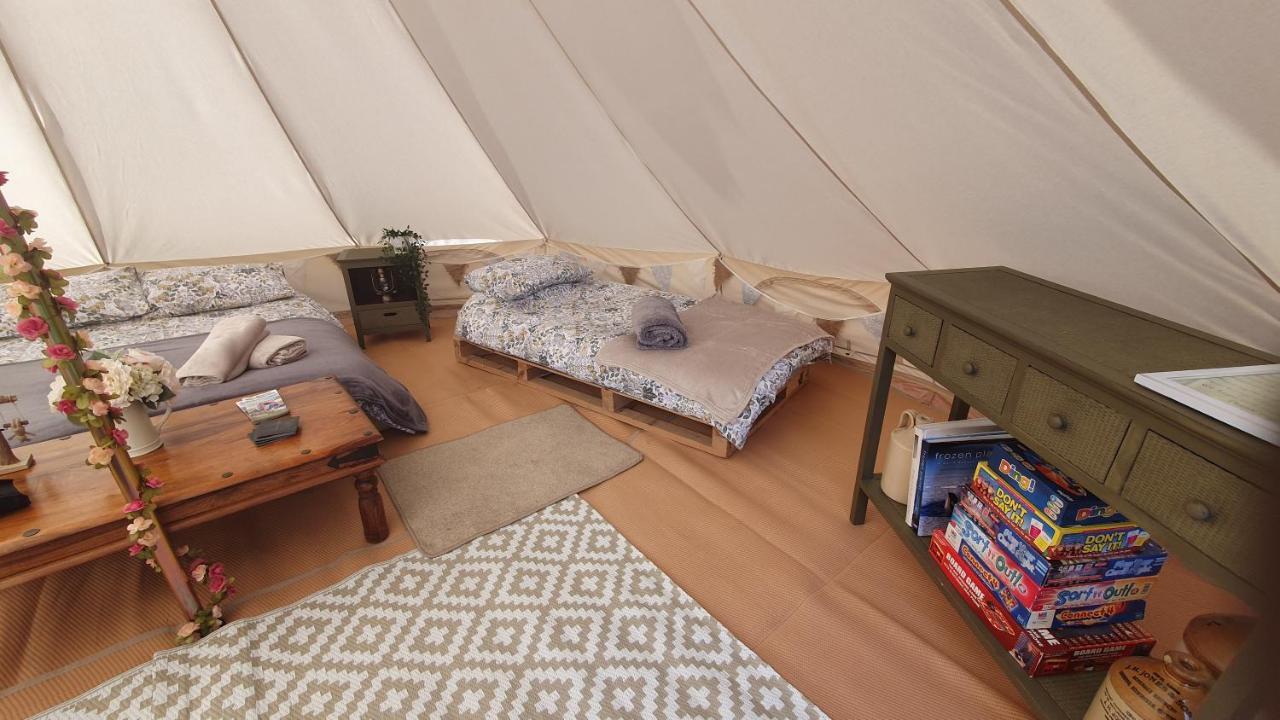 ホテル Calon Y Goedwig Glamping ランダバリー エクステリア 写真