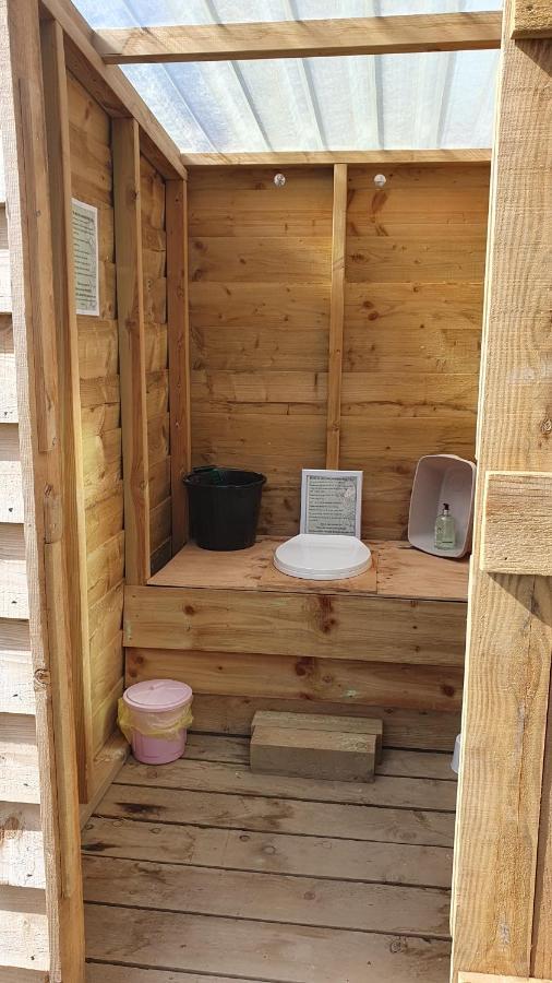 ホテル Calon Y Goedwig Glamping ランダバリー エクステリア 写真