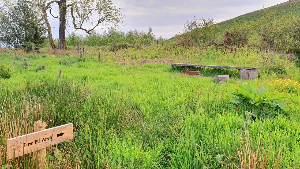 ホテル Calon Y Goedwig Glamping ランダバリー エクステリア 写真